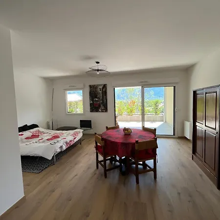 Au Pied Du Montblanc Apartmán *