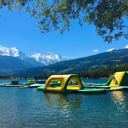 Au Pied Du Montblanc Domancy