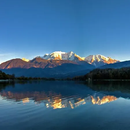 Au Pied Du Montblanc Apartmán *